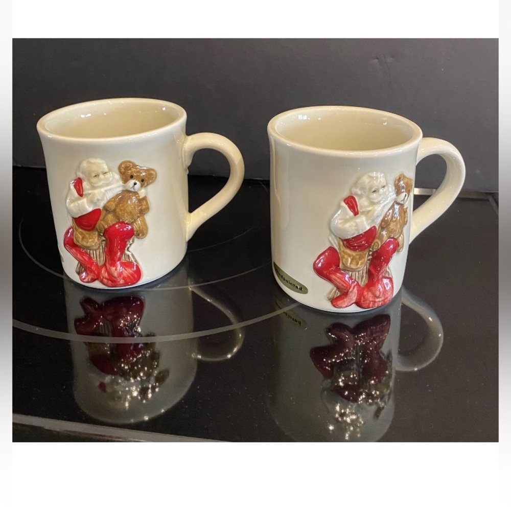 Vintage OMC Gibson Japan set of 2 ceramic Coffee mugs Christmas